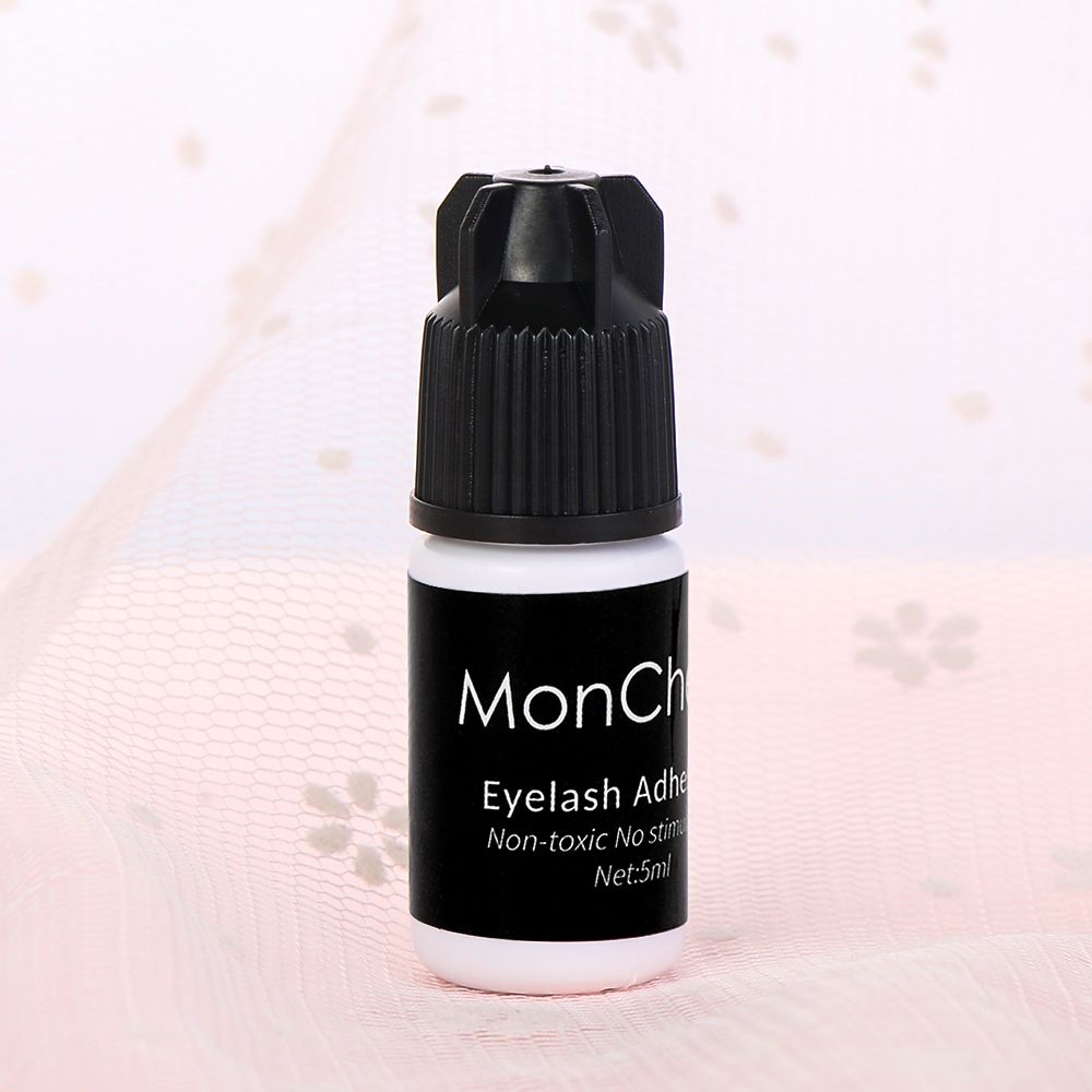 Nie powoduje podrażnień, utrzy – Eyelash Extension Eye Irritation recenzja i cena